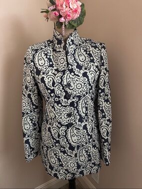 Ellen Tracy Blue and White Paisley Blazer
